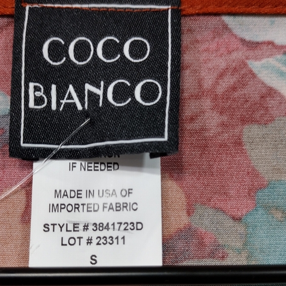 NWT Coco Bianco Floral Bell Sleeve Top Womens S Red Blue Boho Retro Artsy Beach - Picture 9 of 10
